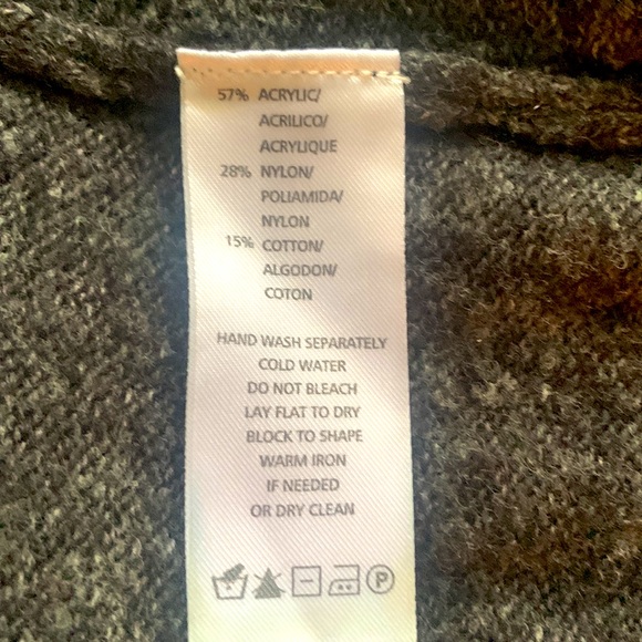 Mac & Jac cotton/acrylic blend charcoal pullover sweater with floral detail - Picture 5 of 5